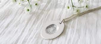 Stamping Memories: How Personal Messages Transform Jewelry